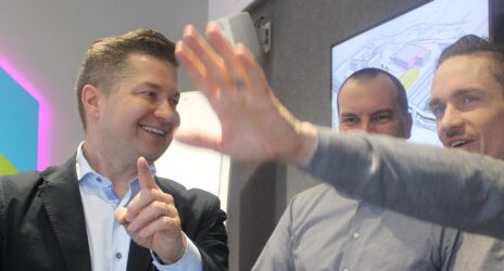 Ideahuoneella ideat lentävät